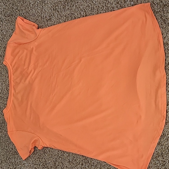 🎯Stitchcount High/Low Pocket V-neck T-shirt 🎯5 For $25🎯 - Picture 4 of 5